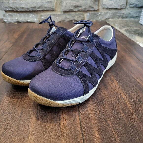 Dansko Harlie Leather Navy Blue Suede Toggle Sneakers Womens EU 40/ US 9.5 - Picture 2 of 9